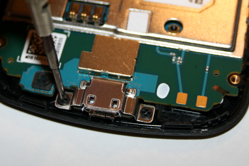 Разборка LG P500 Optimus One